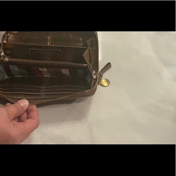 Coach Zipper Wallet - Picture 2 of 4